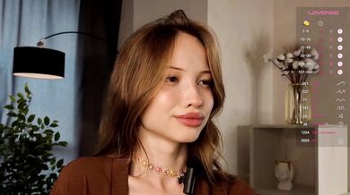 SheenaBeese - Porn Video [Cam4]: delicate allure, flashing ass, bewitching goddess