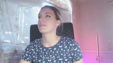 babymuro4ka - Porn Video [Bongacams]: girl alone, captivating allure, perfectly contoured décolletage