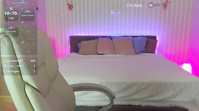 AmazonkaStarrr - Porn Video [Bongacams]: lovely diva, cumming, seductive hips