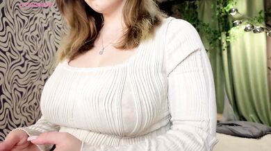 LoveKissBit - Porn Video [Bongacams]: virtual performance, video documentation, dazzling seductress