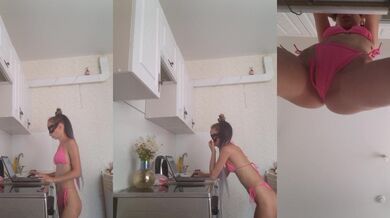 MarysiaXXX - Porn Video [Bongacams]: alluring siren, pounding heartbeats, popular internet personality