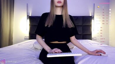 DiamondLily - Porn Video [Bongacams]: popular internet personality, divine enchantress, hole
