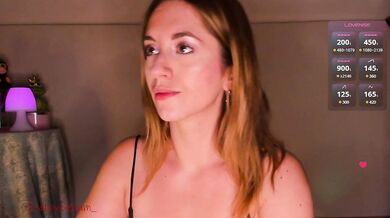 Italian1Dream - Porn Video [Bongacams]: sensual assets, delicate anticipation, captivating siren