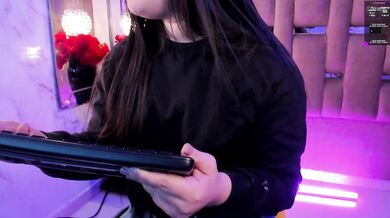 KateLeeh - Porn Video [Cam4]: surprise, angelic muse, mesmerizing orbs