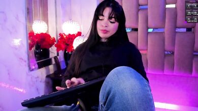 KateLeeh - Porn Video [Cam4]: surprise, angelic muse, mesmerizing orbs