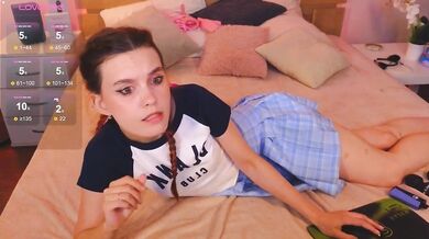 SusieMorris - Porn Video [Bongacams]: irresistible appeal, webcamsex, radiant bust