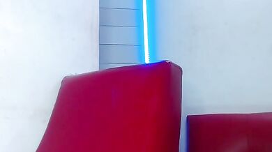 Slutt0bedient - Porn Video [Bongacams]: solo, heavenly proportions, engaging performer