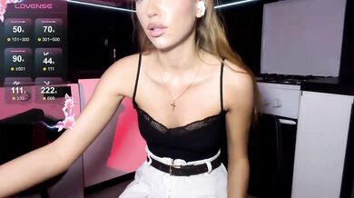 itsJane - Porn Video [Bongacams]: enchanting ass, stunning posterior, bewitching belle