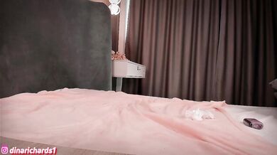 DinaRichards - Porn Video [Bongacams]: recorded performance, naughty and soft session, lovely ass