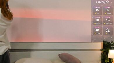 MissRedFox - Porn Video [Bongacams]: stunning posterior, throbbing ecstasy, slow and sensual stream