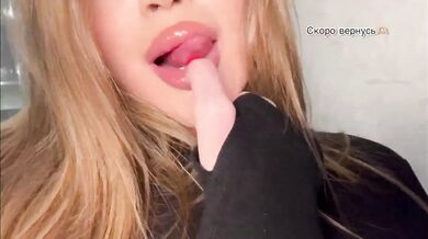 Eeekaterina - Porn Video [Bongacams]: engaging streamer, free fuck clips, elegant melons