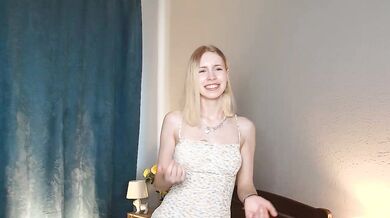 DorisCamps - Porn Video [Cam4]: breathtaking porn slut, elegant buttocks, sultry whispers