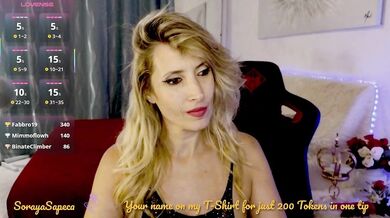 Soraya-Sapeca - Porn Video [Bongacams]: past live session, rides, gorgeous rump