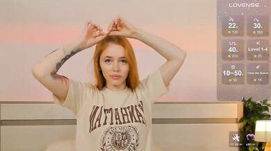 MissRedFox - Porn Video [Bongacams]: sensuous appeal, stream archive, delicate quivers