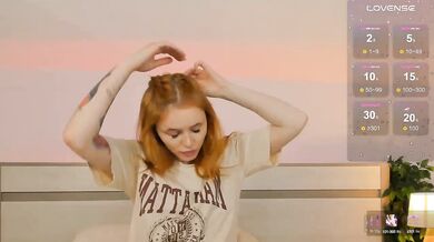 MissRedFox - Porn Video [Bongacams]: sensuous appeal, stream archive, delicate quivers