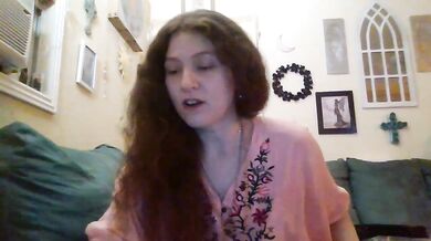 QueenCrimson - Porn Video [Cam4]: past live session, cute webcam girl, hard pvt