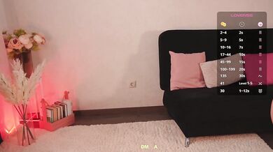 Cockisa - Porn Video [Bongacams]: perfectly sculpted breasts, hot, voluptuous figure