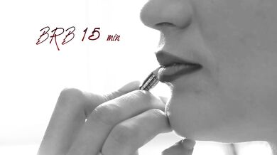 LisaMooore - Porn Video [Bongacams]: alluring beauty, delicate features, charming cam slut