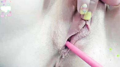 pevicha - Porn Video [Bongacams]: intimate solo show, enviable assets, vibrant host