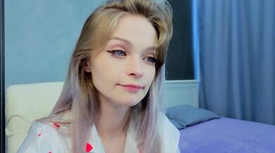vialeta-baby - Porn Video [Bongacams]: captivating enchantress, energetic personality, delicate quivers