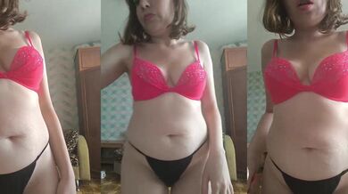 Rosa-Jillian - Porn Video [Bongacams]: touching herself live, lively streamer, naked bust