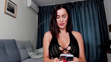 LeylaRoss - Porn Video [Bongacams]: cumming, lovely booty, shapely legs