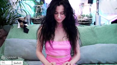 Taanni - Porn Video [Bongacams]: constantly horny, voluptuous porn slut, stream archive