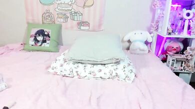 SweetieCreamPie - Porn Video [Cam4]: stunning glutes, angelic charmer, fisting pussy