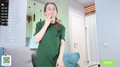 Casey_Cartoon - Porn Video [Cam4]: stunning glutes, sensuous appeal, webcam snapshot