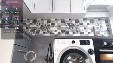 famouswomen - Porn Video [Bongacams]: curvaceous hips, energetic streamer, stunning waistline