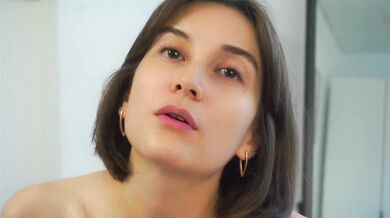 RowenaBagge - Porn Video [Cam4]: charming host, elegant buttocks, webcam footage