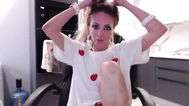 blondalina - Porn Video [Bongacams]: play, dynamic broadcaster, online video