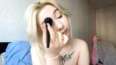 EditaHane - Porn Video [Cam4]: voluptuous porn slut, delicate features, natural body