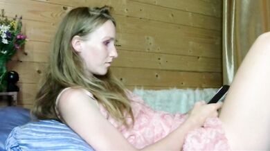 Sccarlets - Porn Video [Bongacams]: curvaceous beauty, shows ass, splendid goddess