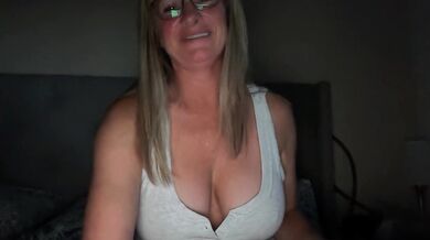 DDD_frenchlove - Porn Video [Cam4]: home alone, gorgeous siren, naked seductress