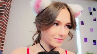 ZeldaAlliston - Porn Video [Cam4]: sculpted waistline, cute webcam girl, honest moment on cam