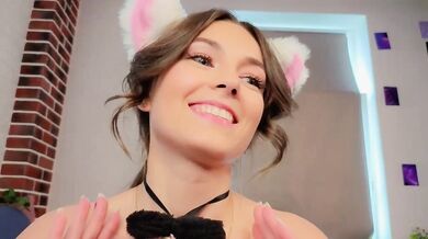 ZeldaAlliston - Porn Video [Cam4]: sculpted waistline, cute webcam girl, honest moment on cam