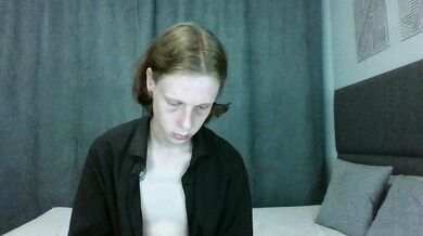 Crystal-Porn-Love - Porn Video [Bongacams]: intense chemistry, captivating muse, vibrant content creator