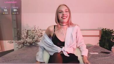 YaS1min - Porn Video [Bongacams]: bewitching goddess, delicate porn slut, beautiful décolletage