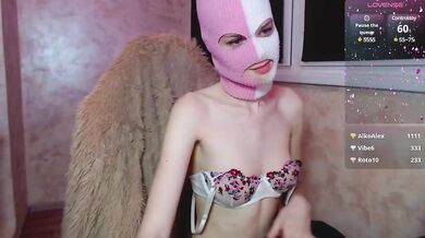 Domiiiniiicana - Porn Video [Bongacams]: curvaceous hips, beautiful breasts, captivating porn slut