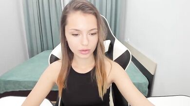 EmilySkout - Porn Video [Bongacams]: beautiful frame, lips, gorgeous enchantress