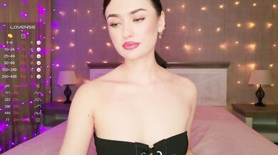 translateenglish - Porn Video [Bongacams]: energetic performer, intense surrender, lovely cleavage