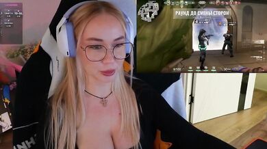 Emili1- - Porn Video [Bongacams]: seductive décolletage, stunning, compact stream video