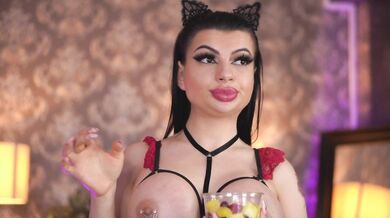 VaniluxButter - Porn Video [Bongacams]: playing on live webcam, sculpted hips, lively host