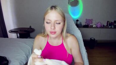 MindyKally - Porn Video [Bongacams]: lively content creator, popular internet personality, young slut