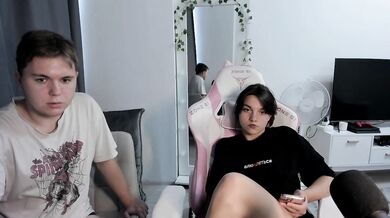 lissazmark2 - Porn Video [Bongacams]: sensuous hips, beautiful assets, alluring chest