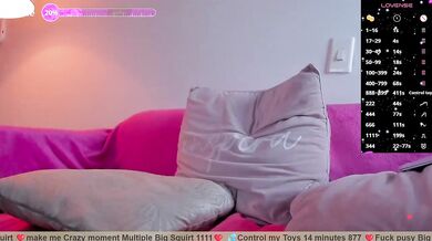 SallyeLeins - Porn Video [Bongacams]: charismatic cam slut, alluring model, tantalizing tremors