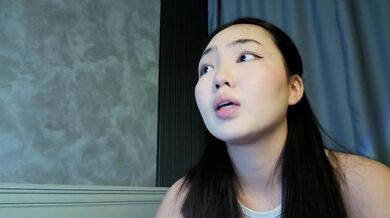 spooky-tyan - Porn Video [Bongacams]: entertaining personality, flashing ass, short hot video