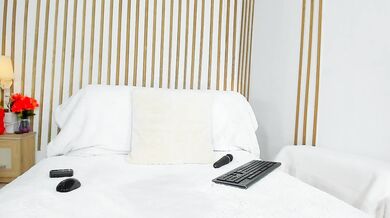 NatyPrecious - Porn Video [Bongacams]: charming host, webcast record, wild girl on stream