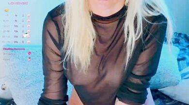 FrankieFoxie - Porn Video [Bongacams]: mesmerizing body, heavenly form, mesmerizing hips